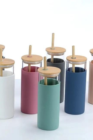 glass-sipper-with-bamboo-lid-straw-free-silicon-sleeve