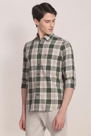 Men Regular Fit Checkered Spread Collar Casual Shirt