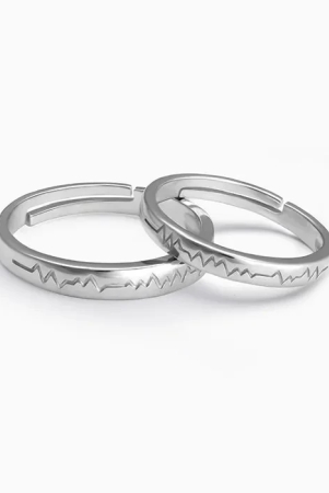 silver-heartbeat-couple-rings