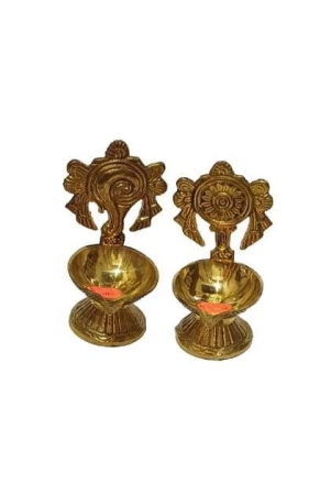 well-desinged-sangu-chakara-brass-oil-lamp-for-pooja-room-pack-of-2