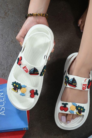 layasa-white-clogs-none