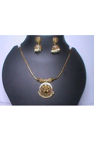 traditional-indian-gold-plated-laxmi-pendant-set-with-earrings