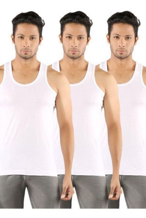 solo-white-cotton-blend-mens-vest-pack-of-3-85