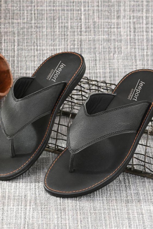 Leeport Black Flip Flops - 7