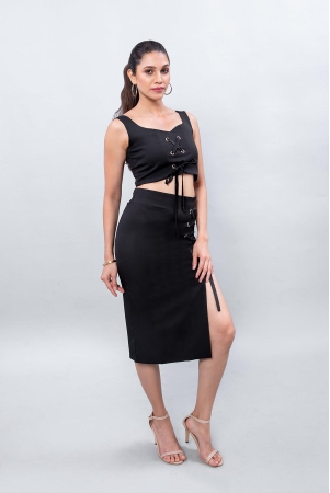 intertwined-crop-top-black-l