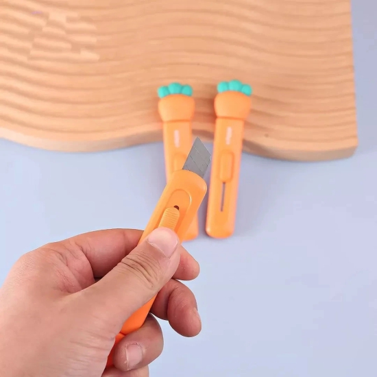 Sweet Carrot Mini Push Cutter (pack of 2)-ORANGE