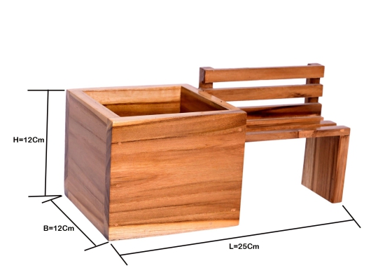 The Wooden Bench with Couple Figurine Planter