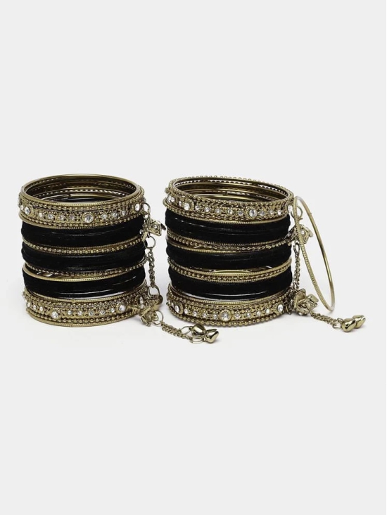 Zeneme Black Bangle Set ( Pack of 1 ) - None