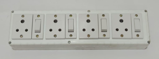 6A 4 Sockets (3 Pin Socket) & 4 Switch (Straight) Extension Box with 6A Plug & 25m Wire