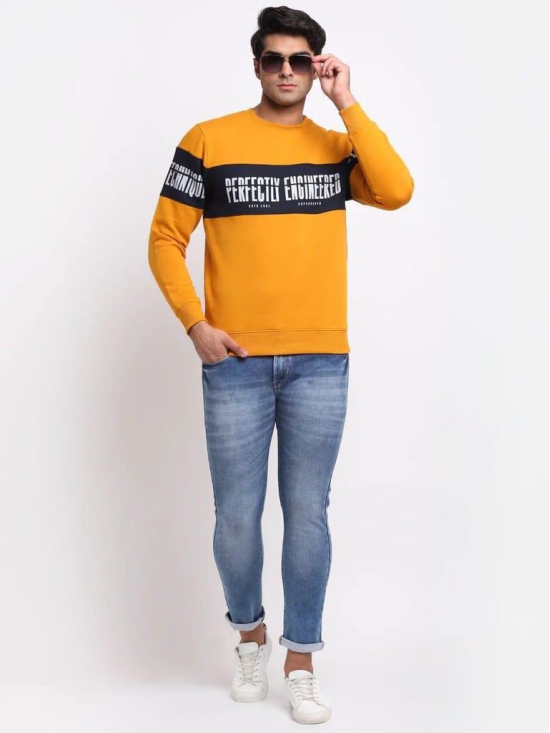 Rodamo  Men Mustard Printed Sweatshirt