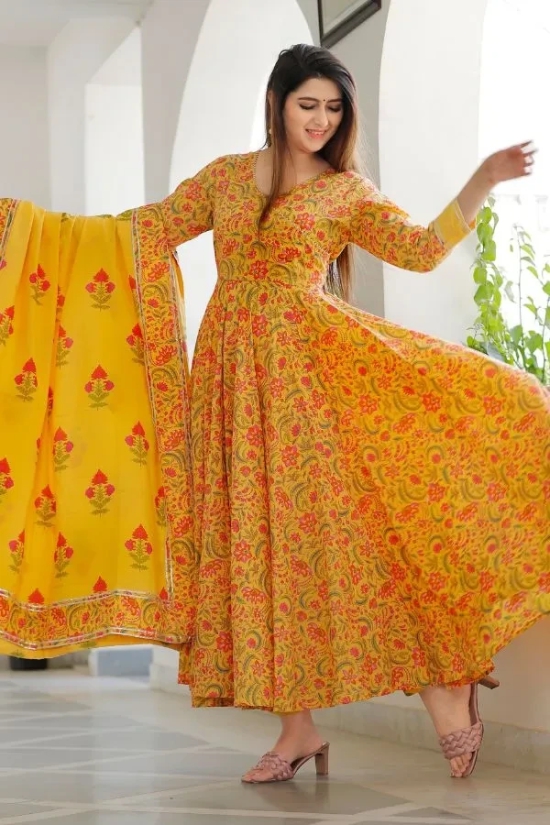 Yellow Floral Printed Anarkali Set 3XL