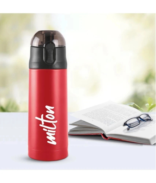 Milton New Crown 600 Thermosteel Hot or Cold Water Bottle, 500 ml, Red - Red