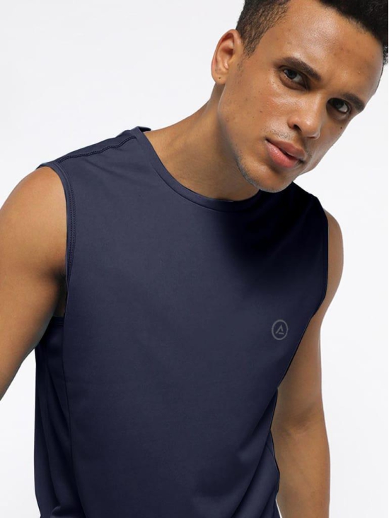 Men Dark Navy Textured Sleeveless Sports T-shirt