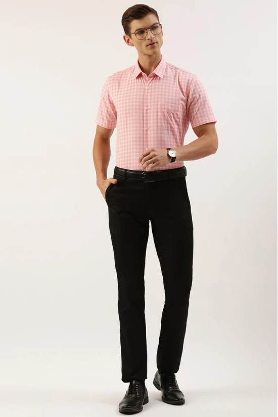 Men Pink Regular Fit Formal Half Sleeves Formal Shirt