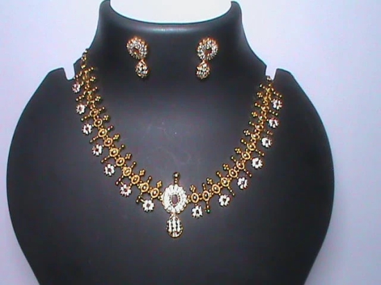 Stunning Gold-Plated Necklace Set with White Stones