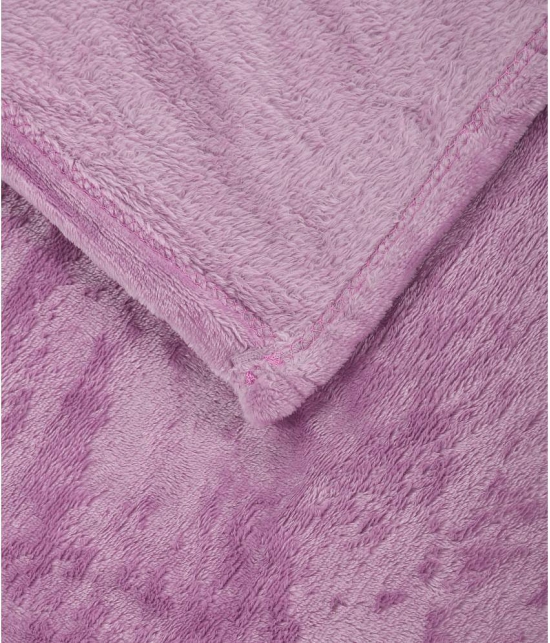 HOMETALES - Flannel Solid Double Blanket ( 220 cm x 210 cm ) Pack of 1 - Lavender - Lavender