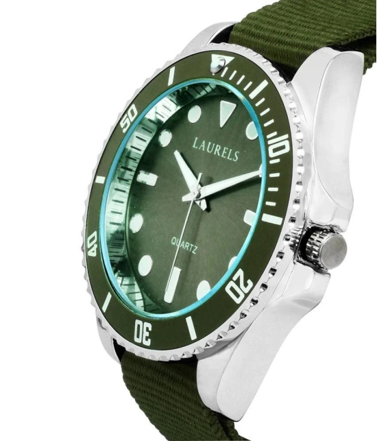 Laurels Green Leather Analog Watch