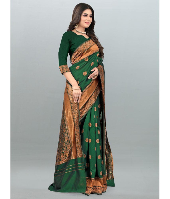 Om Shantam Sarees - Green Banarasi Silk Saree With Blouse Piece ( Pack of 1 ) - Green