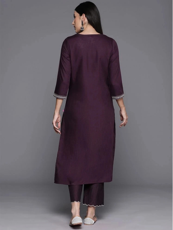 Varanga Viscose Embroidered Straight Womens Kurti - Burgundy ( Pack of 1 ) - None