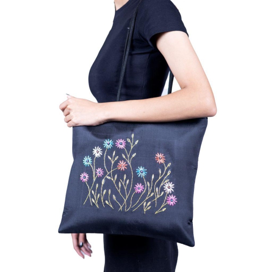 Tote handbag with Florals