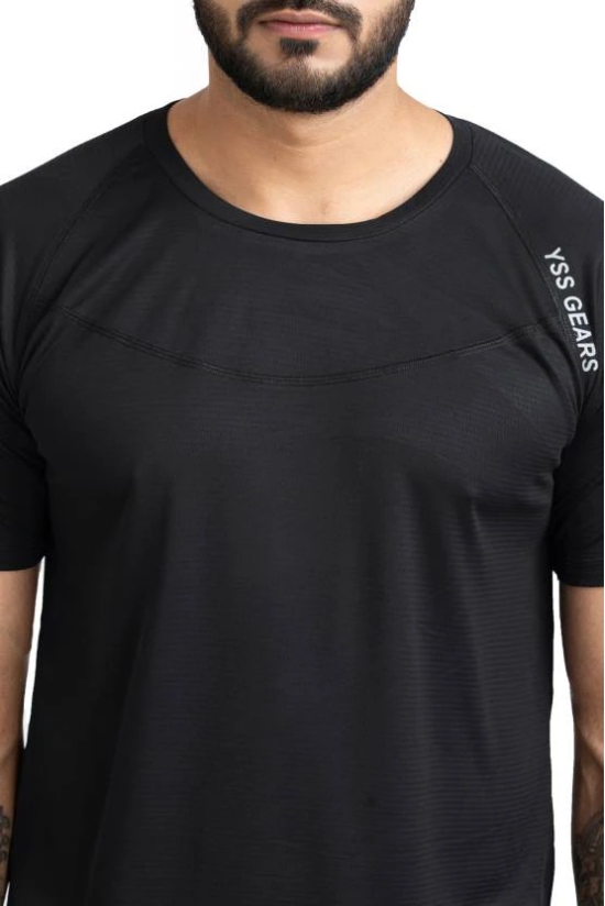 Men Solid Round Neck Polyester Black T-Shirt