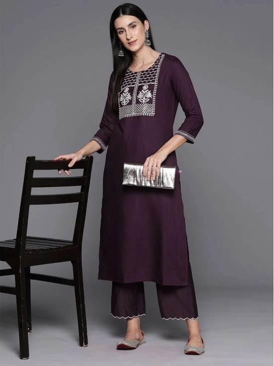 Varanga Viscose Embroidered Straight Womens Kurti - Burgundy ( Pack of 1 ) - None