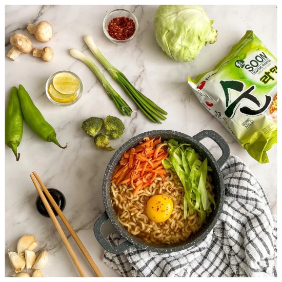 Nongshim Soon Veggie Ramyun, 112 Gm