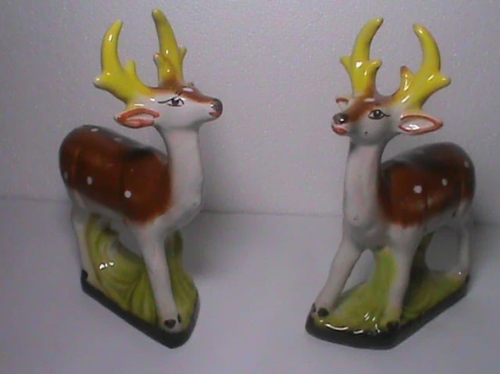 Peengan Vintage Pair of Ceramic Deer Figurines