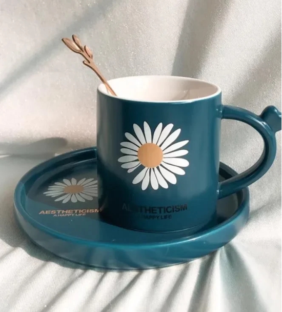 Daisy Mug & Saucer Set With Spoon-Blue