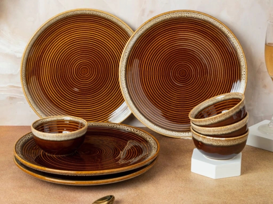 Handcrafted Stoneware Reactive Glaze Ceramic Dinner Set, 8 Pieces Serving for 4, Microwave and Dishwasher Safe, Bone-ash Free, Crockery Set for Dining and Gifting, Peanut Brown