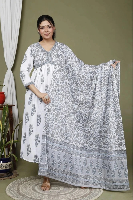 Swasti Cotton Printed Straight Womens Kurti - Grey ( Pack of 1 ) - None