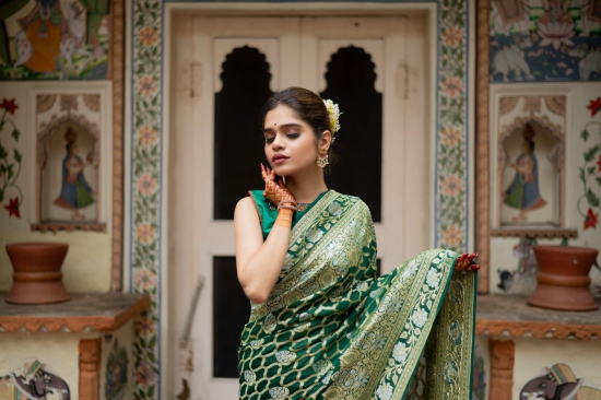 Banarasi Silk Georgette Saree in Alfi Sona Rupa Brocade Jaal Weave in Bottle Green | SILK MARK CERTIFIED