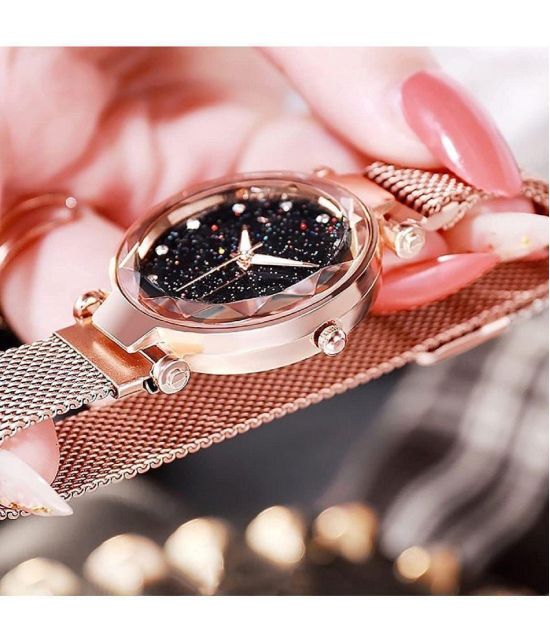 Hala - Rose Gold Stainless Steel Analog Womens Watch