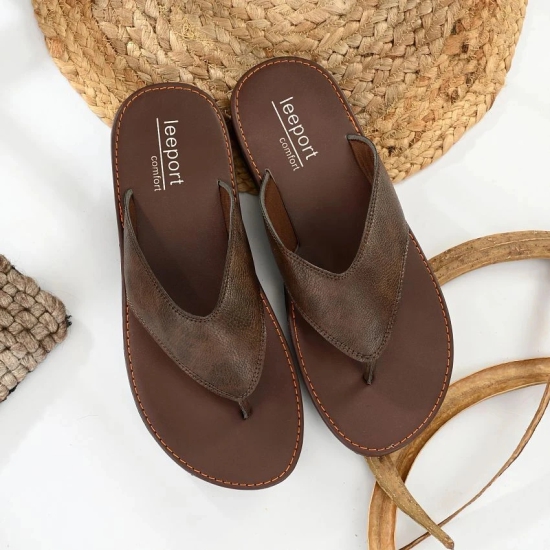 Leeport Brown Flip Flops - 6