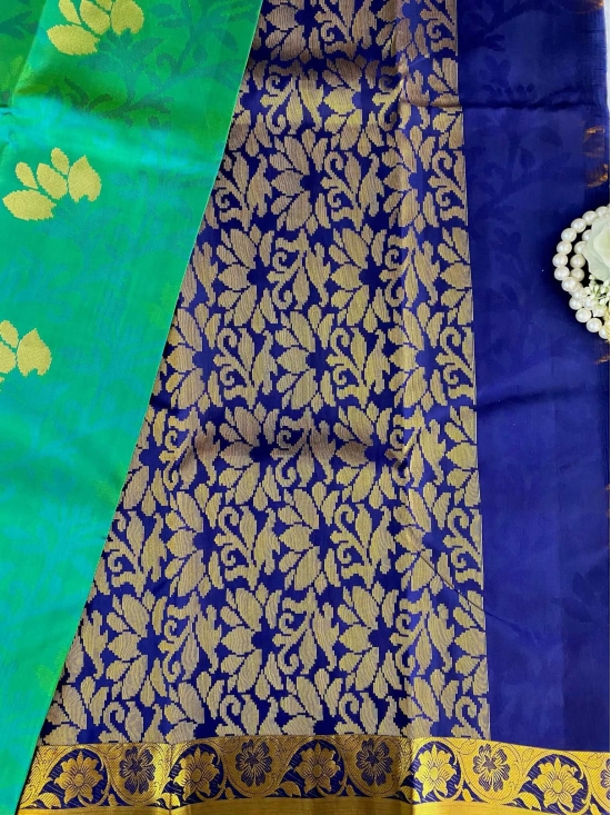 Bottle Green Zariwork Pure Silk Saree