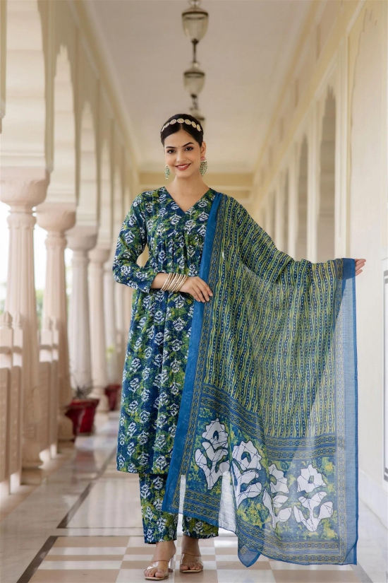 Women Printed A-Line Kurta and Pant Set with Dupatta Set-XL