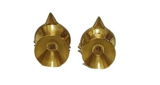 Well Desinged Sangu Chakara Brass Oil Lamp For Pooja Room (pack of 2)