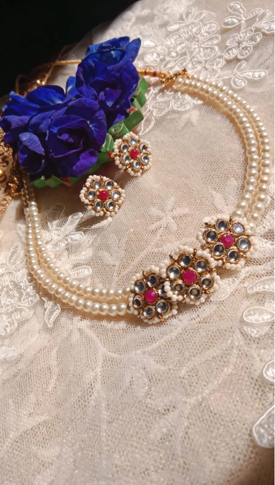 Pearl Neckalce (Choker)