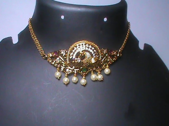 Traditional Indian Gold Plated Kundan Meenakari Peacock Choker Necklace Set with Pearls