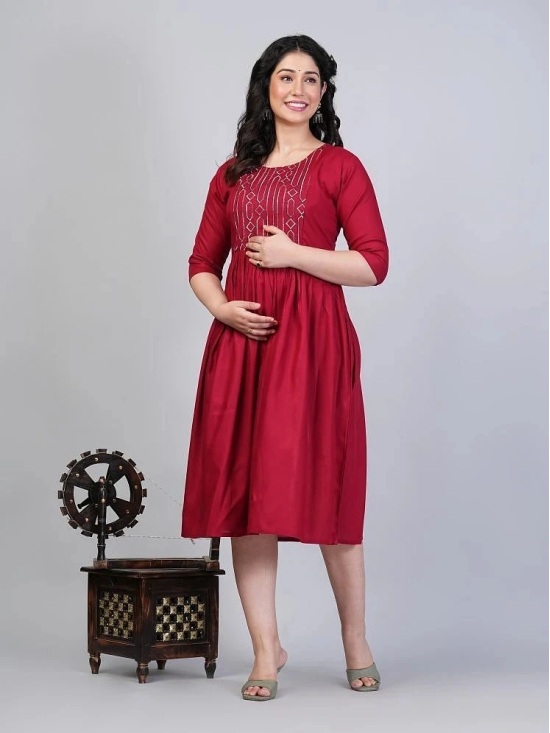 RIAANA Rayon Embroidered Anarkali Womens Kurti - Maroon ( Pack of 1 ) - None