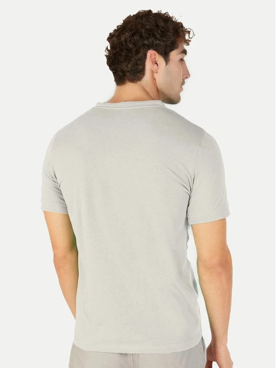 Radprix Cotton Blend Regular Fit Solid Half Sleeves Mens T-Shirt - White ( Pack of 1 ) - None