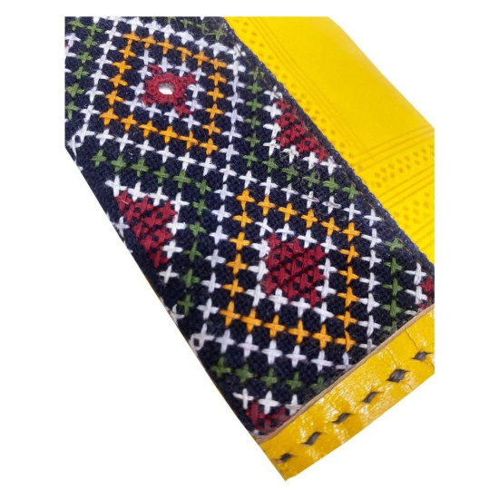 Garvi Gurjari (A Gujarat Govt Enterprise Handcrafted Women's Kutchi Leather Wallet with Embroidery (GGCHELW02)