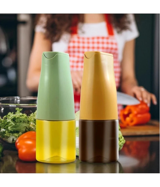 iview kitchenware Vinegar/Oil Bottle Plastic Multicolor Oil Container ( Set of 2 ) - Multicolor