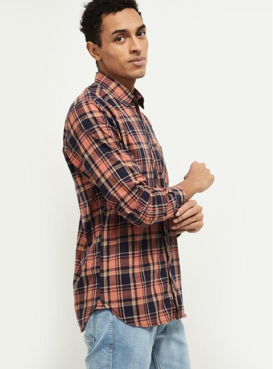 Men Checked Casual Shirt