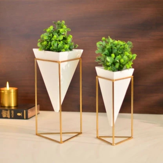 Triangular Desk Planters: Set of 2