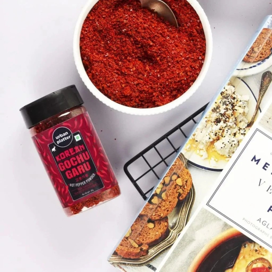 Urban Platter Korean Gochugaru Hot Pepper Powder, 80g [Coarse ground Korean Dried Chilli Peppers | Smoky & Spicy| Use for Kimchi and other Korean Dishes]