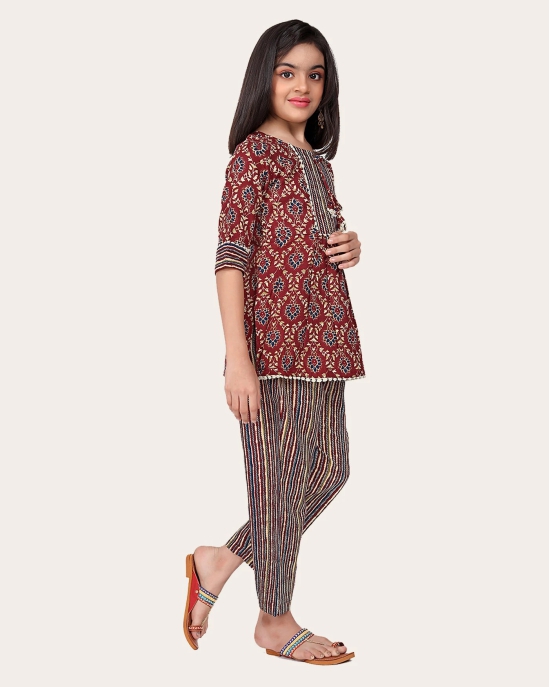 Girls Casual Kurta and Trouser Set-Maroon / 10 - 11 Years