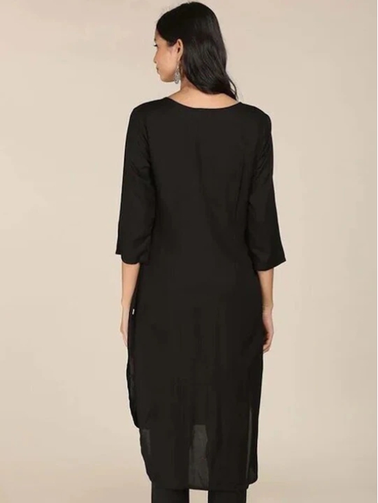 Round Neck Three-Quarter Sleeves Kurta