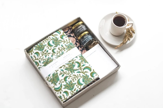 Sustainable Gratitude Hamper by Ekatra  - Green Leaf floral