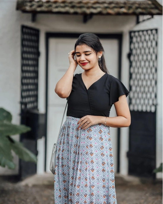 Saree Shapewear , Saree Petticoat , Women's Saree Shaper at Rs 235/piece, Saree  Shapewear in Surat